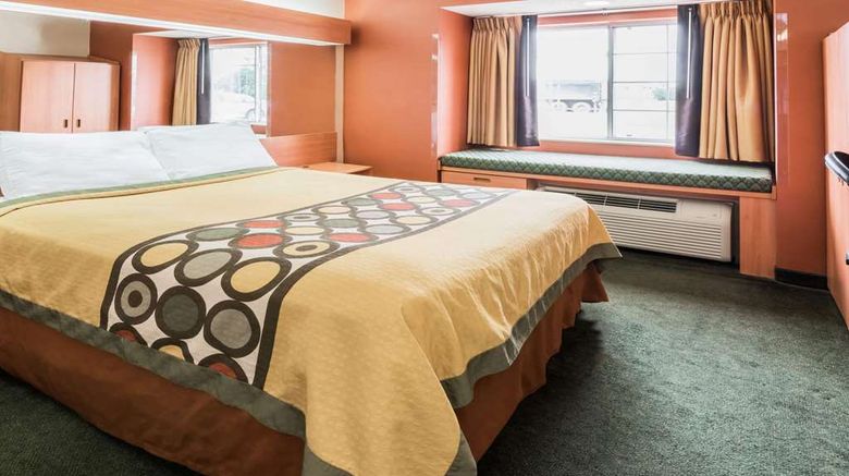 <b>Super 8 Columbus West Room</b>. Images powered by <a href="https://iceportal.shijigroup.com/" title="IcePortal" target="_blank">IcePortal</a>.