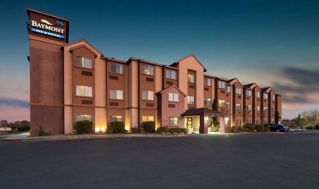 Baymont Inn & Suites Las Vegas S Strip Exterior