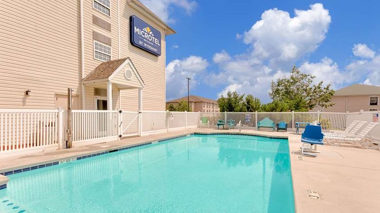 <b>Microtel Inn & Suites Augusta/Riverwatch Pool</b>. Images powered by <a href="https://iceportal.shijigroup.com/" title="IcePortal" target="_blank">IcePortal</a>.