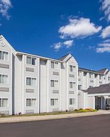 Microtel Inn & Suites by Wyndham Holland
