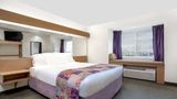 Microtel Inn & Suites by Wyndham Mankato Suite