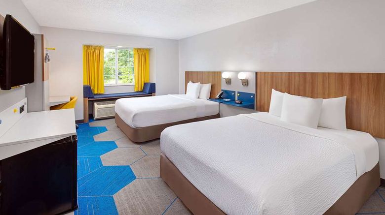 <b>Microtel Inn & Suites Columbus North Room</b>. Images powered by <a href="https://iceportal.shijigroup.com/" title="IcePortal" target="_blank">IcePortal</a>.