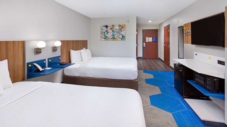 <b>Microtel Inn & Suites Columbus North Room</b>. Images powered by <a href="https://iceportal.shijigroup.com/" title="IcePortal" target="_blank">IcePortal</a>.