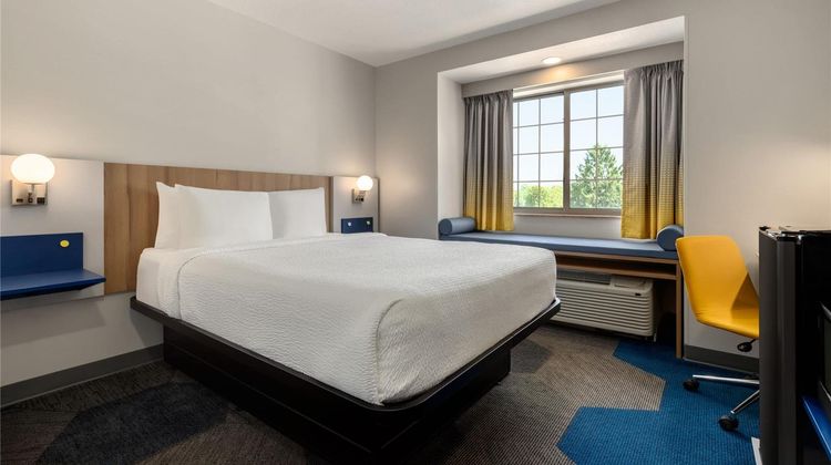 Microtel Inn & Suites Culpeper Room