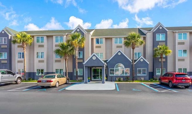 Microtel Inn & Suites Panama City Exterior
