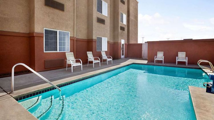 Microtel Inn & Suites by Wyndham Lodi Pool
