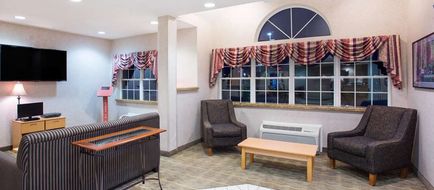 Microtel Inn & Suites Plattsburgh Lobby