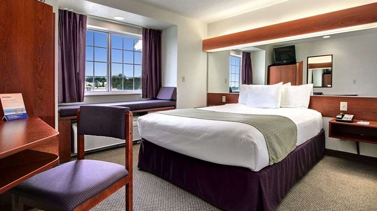 Microtel Inn & Suites Bridgeport Room