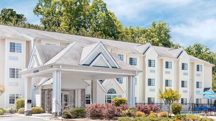 Microtel Inn & Suites Gardendale Exterior