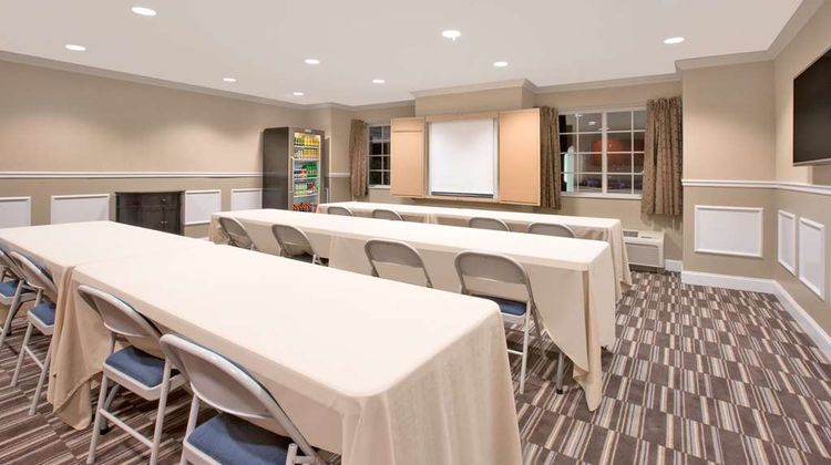 Microtel Inn & Suites Gardendale Meeting