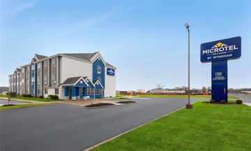 Microtel Inn & Suites Independence