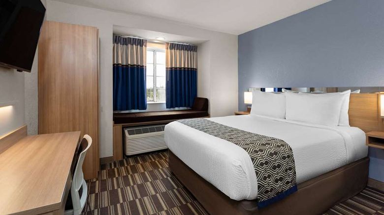 <b>Microtel Inn & Suites Zephyrhills Room</b>. Images powered by <a href="https://iceportal.shijigroup.com/" title="IcePortal" target="_blank">IcePortal</a>.