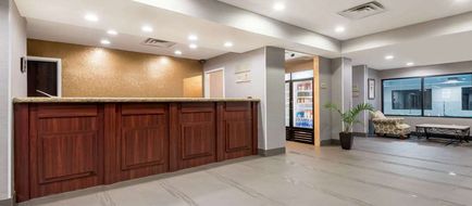 Hawthorn Suites by Wyndham Columbus West Lobby