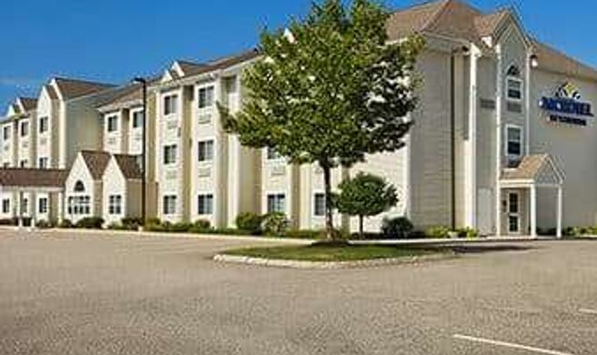 Microtel Inn & Suites by Wyndham Dover Exterior