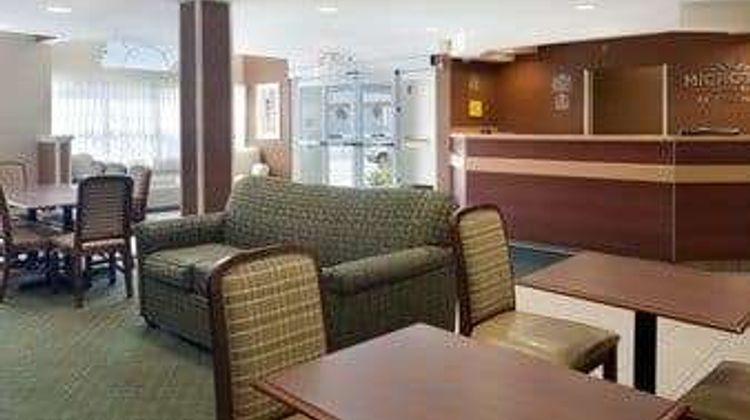 Microtel Inn & Suites by Wyndham Dover Lobby