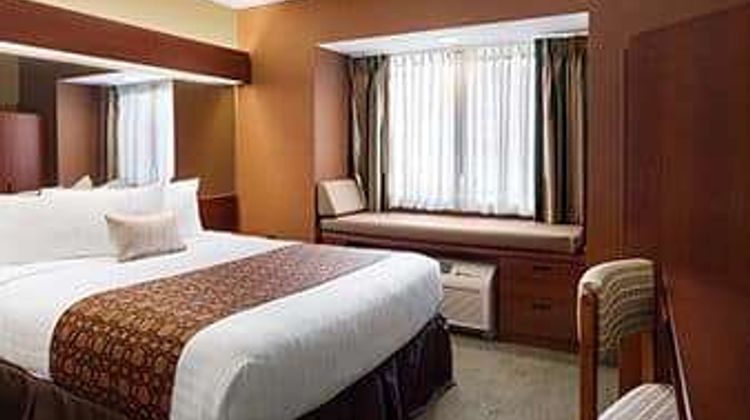 Microtel Inn & Suites by Wyndham Dover Suite