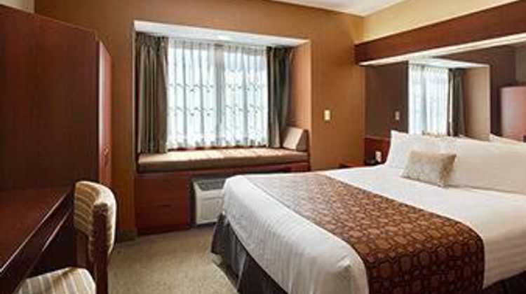Microtel Inn & Suites by Wyndham Dover Suite