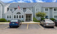 Microtel Inn & Suites Riverside