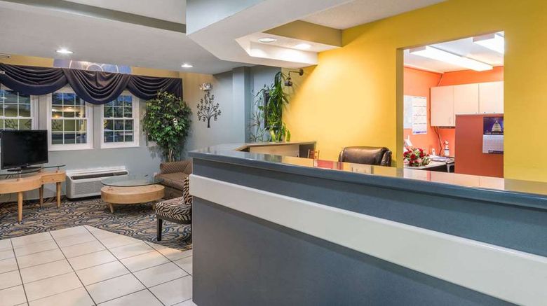 <b>Microtel Inn & Suites Riverside Lobby</b>. Images powered by <a href="https://iceportal.shijigroup.com/" title="IcePortal" target="_blank">IcePortal</a>.
