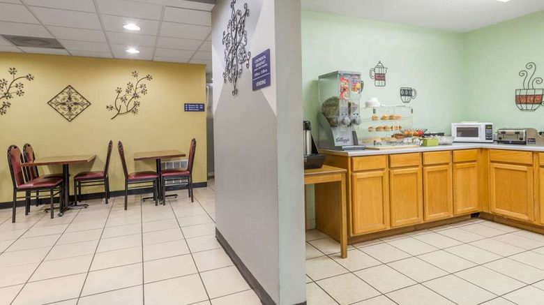 <b>Microtel Inn & Suites Riverside Other</b>. Images powered by <a href="https://iceportal.shijigroup.com/" title="IcePortal" target="_blank">IcePortal</a>.