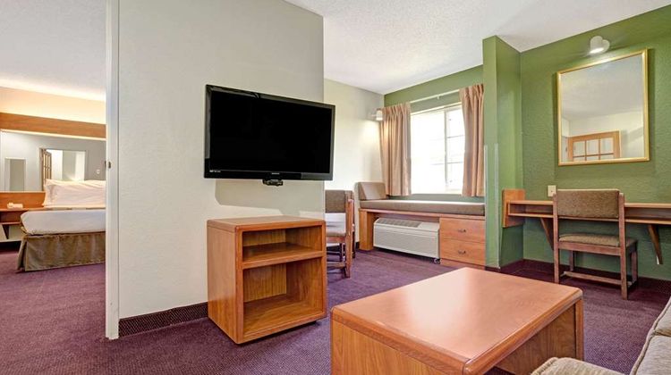 Microtel Inn/Suites Inver Grove Heights Suite