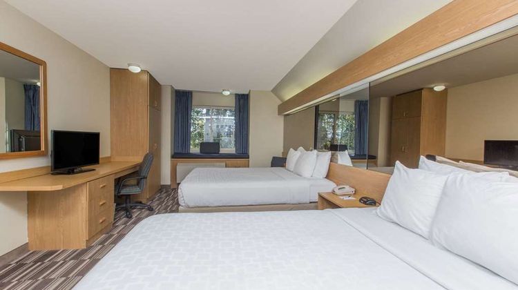 Baymont Inn & Suites Anchorage Airport Room