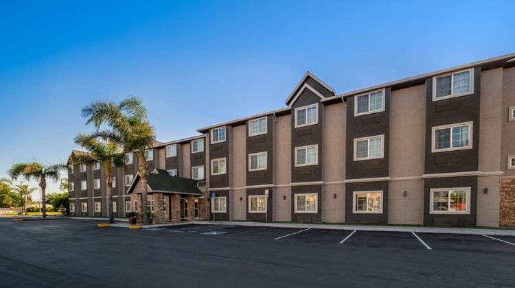 Microtel Inn & Suites by Wyndham Tracy Exterior