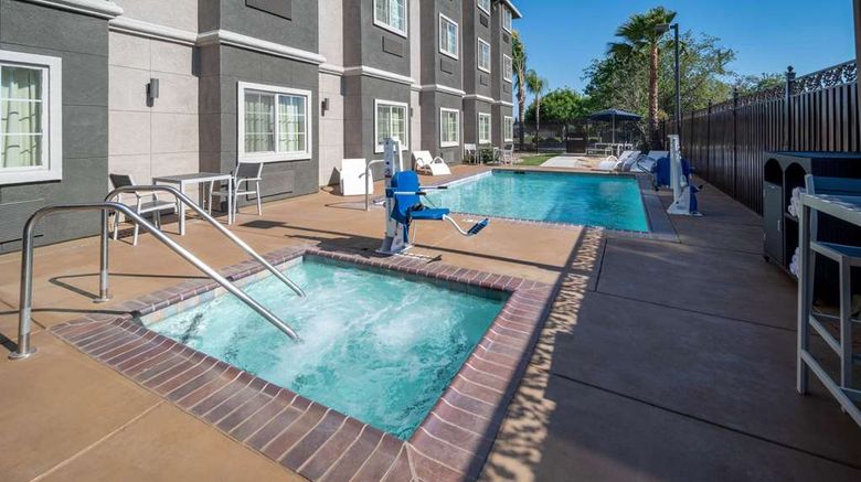 <b>Microtel Inn & Suites by Wyndham Tracy Pool</b>. Images powered by <a href="https://iceportal.shijigroup.com/" title="IcePortal" target="_blank">IcePortal</a>.