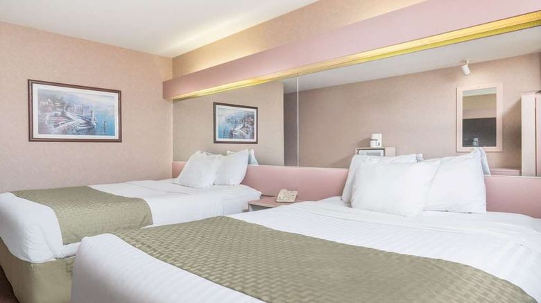 <b>Microtel Inn by Wyndham Onalaska Room</b>. Images powered by <a href="https://iceportal.shijigroup.com/" title="IcePortal" target="_blank">IcePortal</a>.