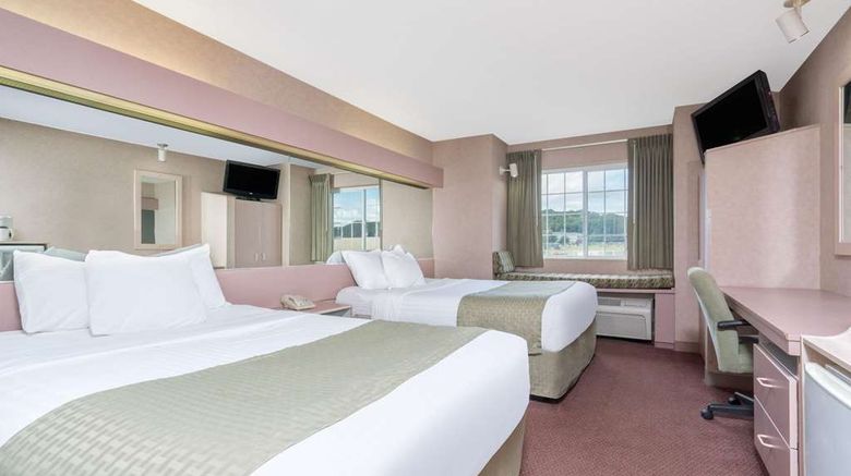 <b>Microtel Inn by Wyndham Onalaska Room</b>. Images powered by <a href="https://iceportal.shijigroup.com/" title="IcePortal" target="_blank">IcePortal</a>.