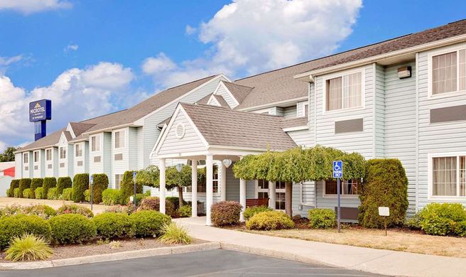 Microtel Inn & Suites Wellsville Exterior