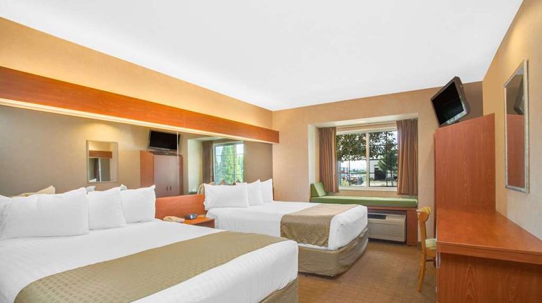 <b>Microtel Inn & Suites Springville Room</b>. Images powered by <a href="https://iceportal.shijigroup.com/" title="IcePortal" target="_blank">IcePortal</a>.