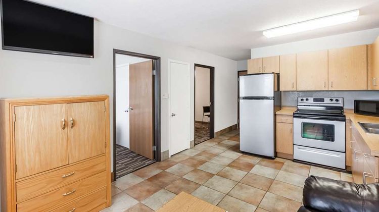 Microtel Inn & Suites by Wyndham Ardmore Suite