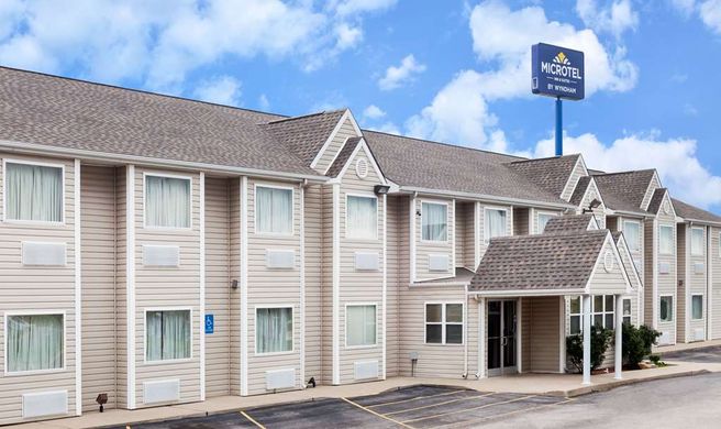 Microtel Inn & Suites by Wyndham Ardmore Exterior