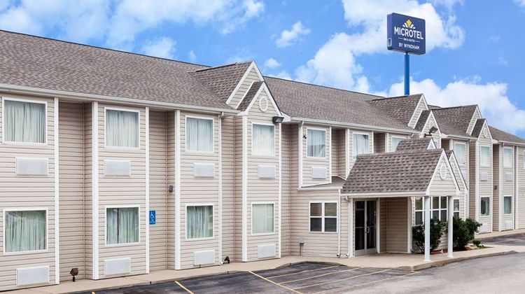 Microtel Inn & Suites by Wyndham Ardmore Exterior