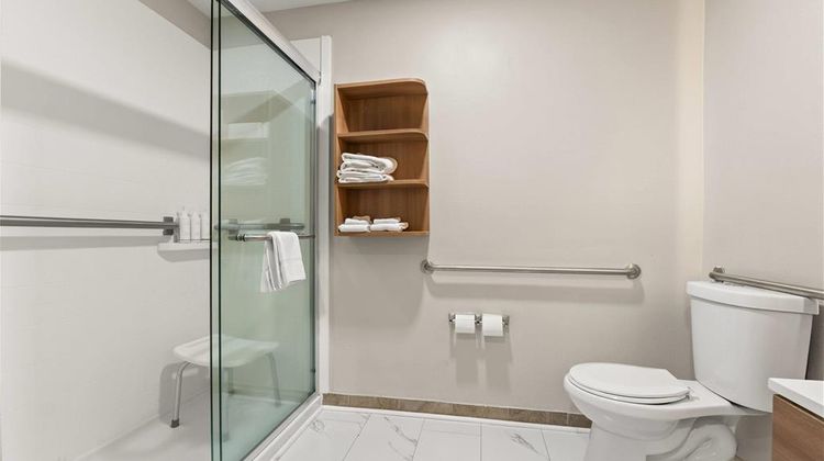 Microtel Inn & Suites Salisbury Room