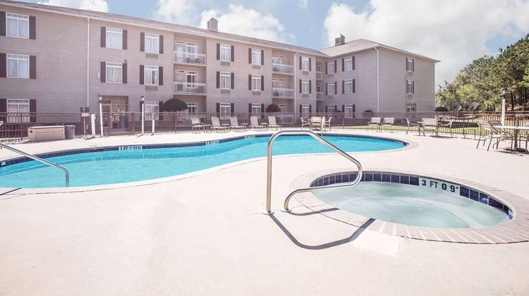 Hawthorn Extended Stay by Wyndham Conyers Pool