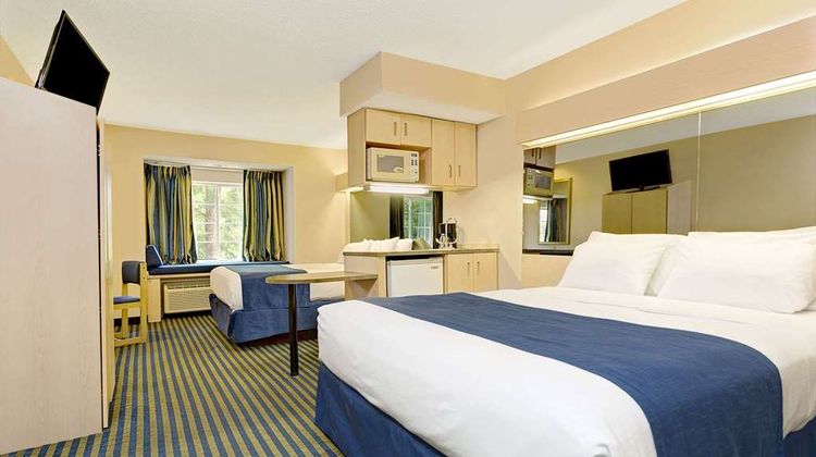 Microtel Inn/Suites Cincinnati Arpt Suite