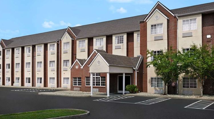 Microtel Inn/Suites Cincinnati Arpt Exterior
