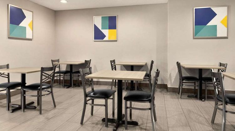 Microtel Inn/Suites Cincinnati Arpt Restaurant