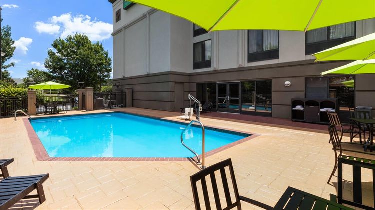 Wingate by Wyndham Little Rock Pool
