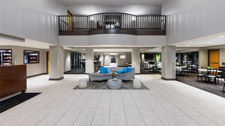 Wingate by Wyndham Little Rock Lobby