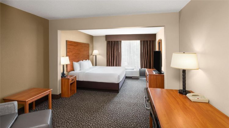 Wingate by Wyndham Little Rock Room