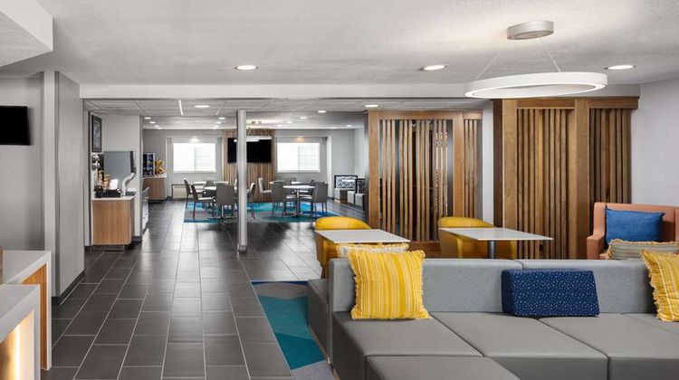 Microtel Inn & SuitesRapid City Lobby