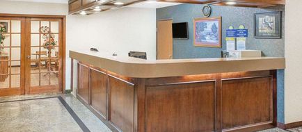 Days Inn & Suites Brinkley Lobby