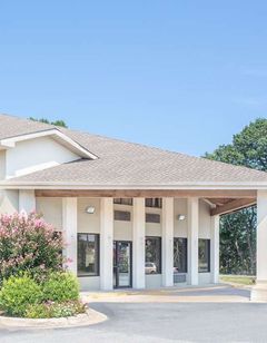 Days Inn & Suites Brinkley