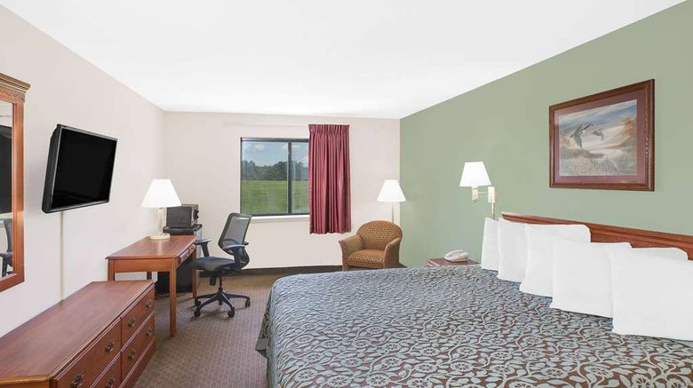 <b>Days Inn & Suites Brinkley Room</b>. Images powered by <a href="https://iceportal.shijigroup.com/" title="IcePortal" target="_blank">IcePortal</a>.