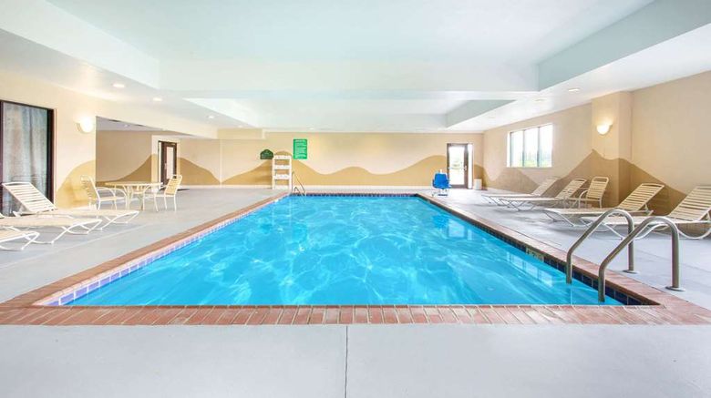 <b>Wingate Indianapolis Airport Plainfield Pool</b>. Images powered by <a href="https://iceportal.shijigroup.com/" title="IcePortal" target="_blank">IcePortal</a>.