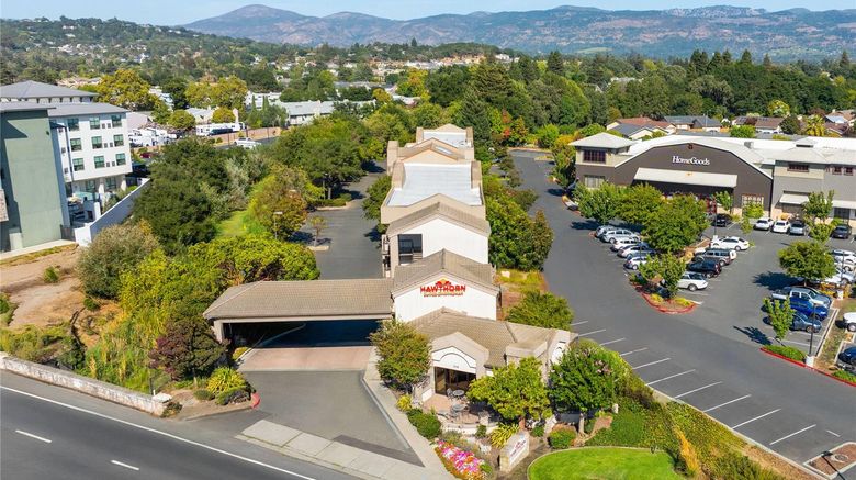 <b>Hawthorn Suites by Wyndham Napa Valley Exterior</b>. Images powered by <a href="https://iceportal.shijigroup.com/" title="IcePortal" target="_blank">IcePortal</a>.