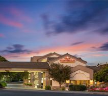Hawthorn Suites by Wyndham Napa Valley Exterior